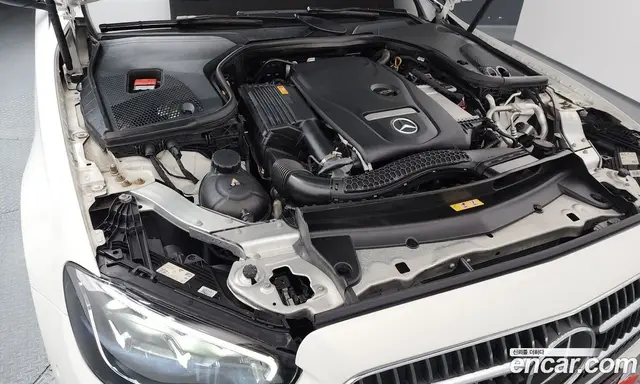 Mercedes-Benz E-Class 2020 2.0 автомат (гидро), миниатюра 6 Mercedes-Benz E-Class 2020 2.0 автомат (гидро), миниатюра 6