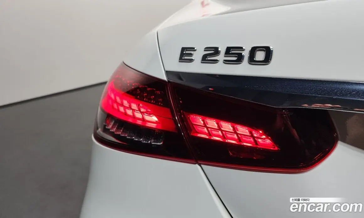 Mercedes-Benz E-Class 2020 2.0 автомат (гидро), фото 9 Mercedes-Benz E-Class 2020 2.0 автомат (гидро), фото 9