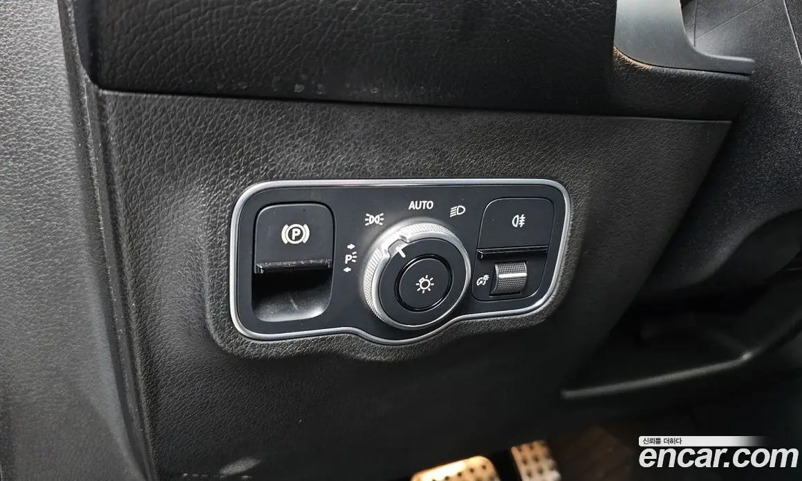 Mercedes-Benz GLB-Class 2020 2.0 автомат (гидро), фото 23 Mercedes-Benz GLB-Class 2020 2.0 автомат (гидро), фото 23
