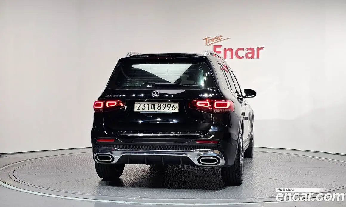Mercedes-Benz GLB-Class 2020 2.0 автомат (гидро), фото 4 Mercedes-Benz GLB-Class 2020 2.0 автомат (гидро), фото 4