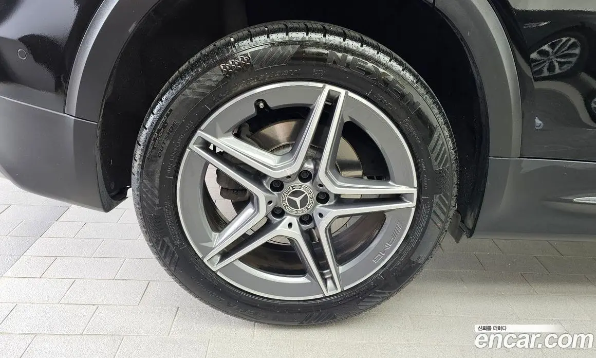 Mercedes-Benz GLB-Class 2020 2.0 автомат (гидро), фото 5 Mercedes-Benz GLB-Class 2020 2.0 автомат (гидро), фото 5