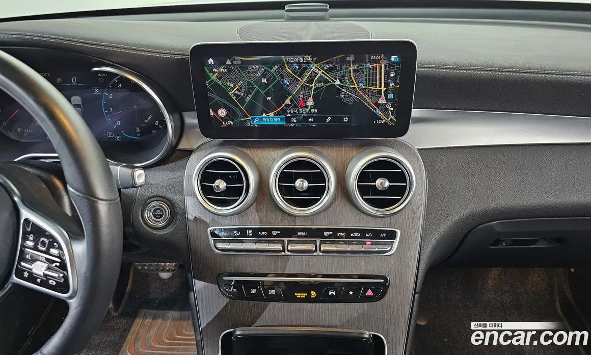 Mercedes-Benz GLC-Class 2022 2.0 автомат (гидро), фото 13