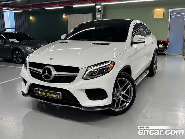 Mercedes-Benz GLE-Class 2017 3.0 автомат (гидро), миниатюра 1 Mercedes-Benz GLE-Class 2017 3.0 автомат (гидро), миниатюра 1
