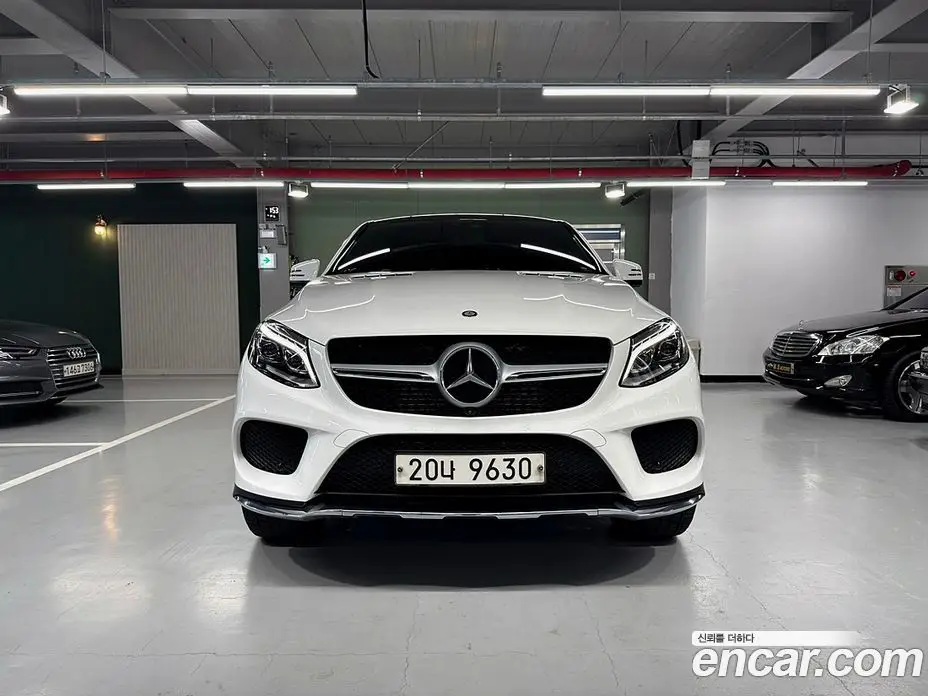 Mercedes-Benz GLE-Class 2017 3.0 автомат (гидро), фото 2 Mercedes-Benz GLE-Class 2017 3.0 автомат (гидро), фото 2