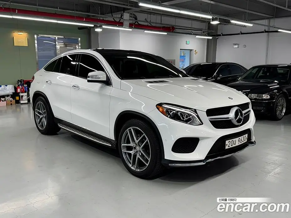 Mercedes-Benz GLE-Class 2017 3.0 автомат (гидро), фото 3 Mercedes-Benz GLE-Class 2017 3.0 автомат (гидро), фото 3