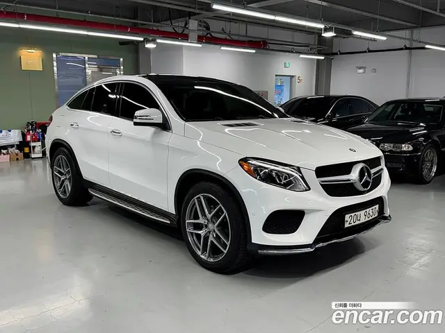 Mercedes-Benz GLE-Class 2017 3.0 автомат (гидро), миниатюра 3 Mercedes-Benz GLE-Class 2017 3.0 автомат (гидро), миниатюра 3