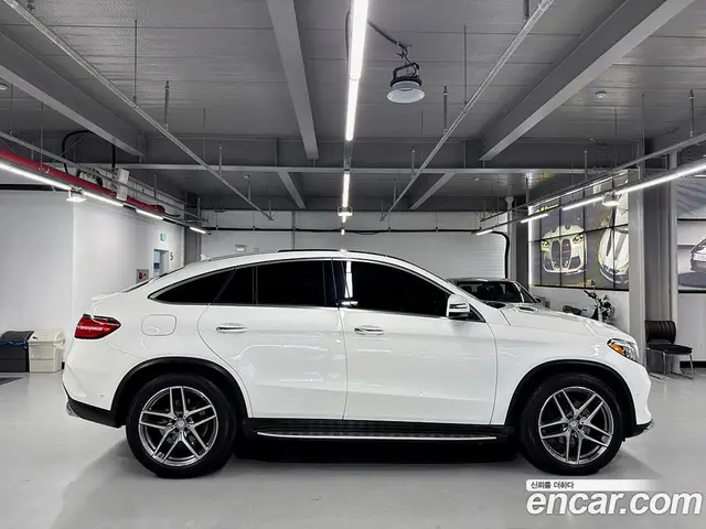 Mercedes-Benz GLE-Class 2017 3.0 автомат (гидро), миниатюра 5 Mercedes-Benz GLE-Class 2017 3.0 автомат (гидро), миниатюра 5