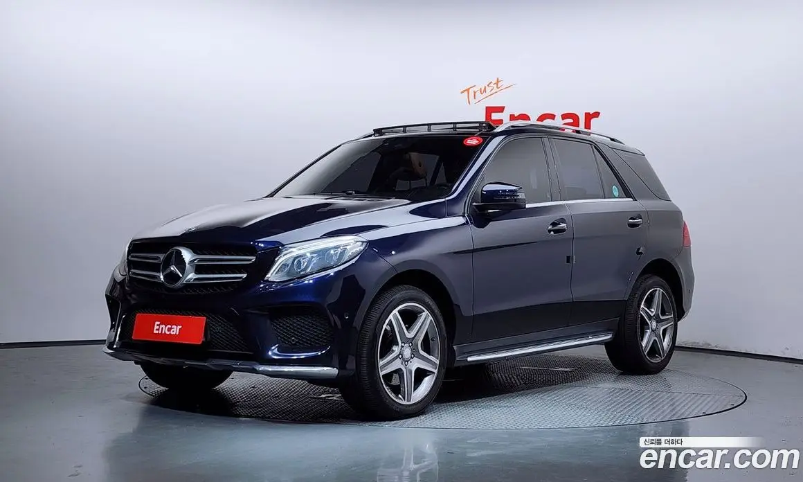 Mercedes-Benz GLE-Class 2017 3.0 автомат (гидро), фото 1 Mercedes-Benz GLE-Class 2017 3.0 автомат (гидро), фото 1