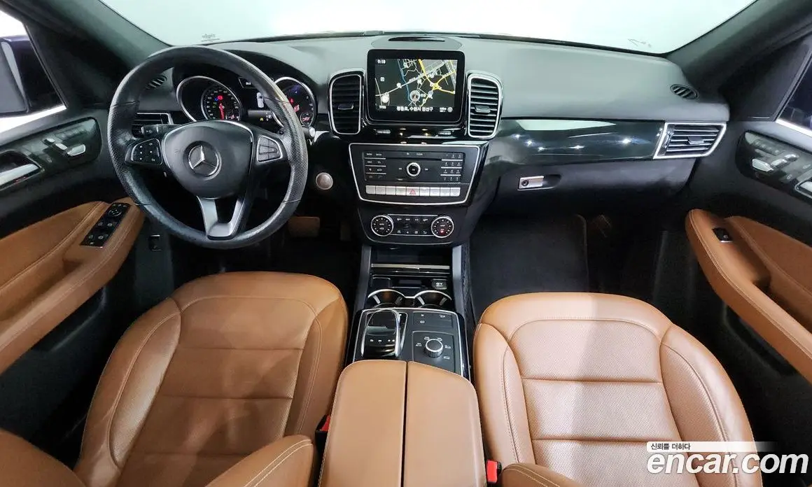 Mercedes-Benz GLE-Class 2017 3.0 автомат (гидро), фото 7 Mercedes-Benz GLE-Class 2017 3.0 автомат (гидро), фото 7