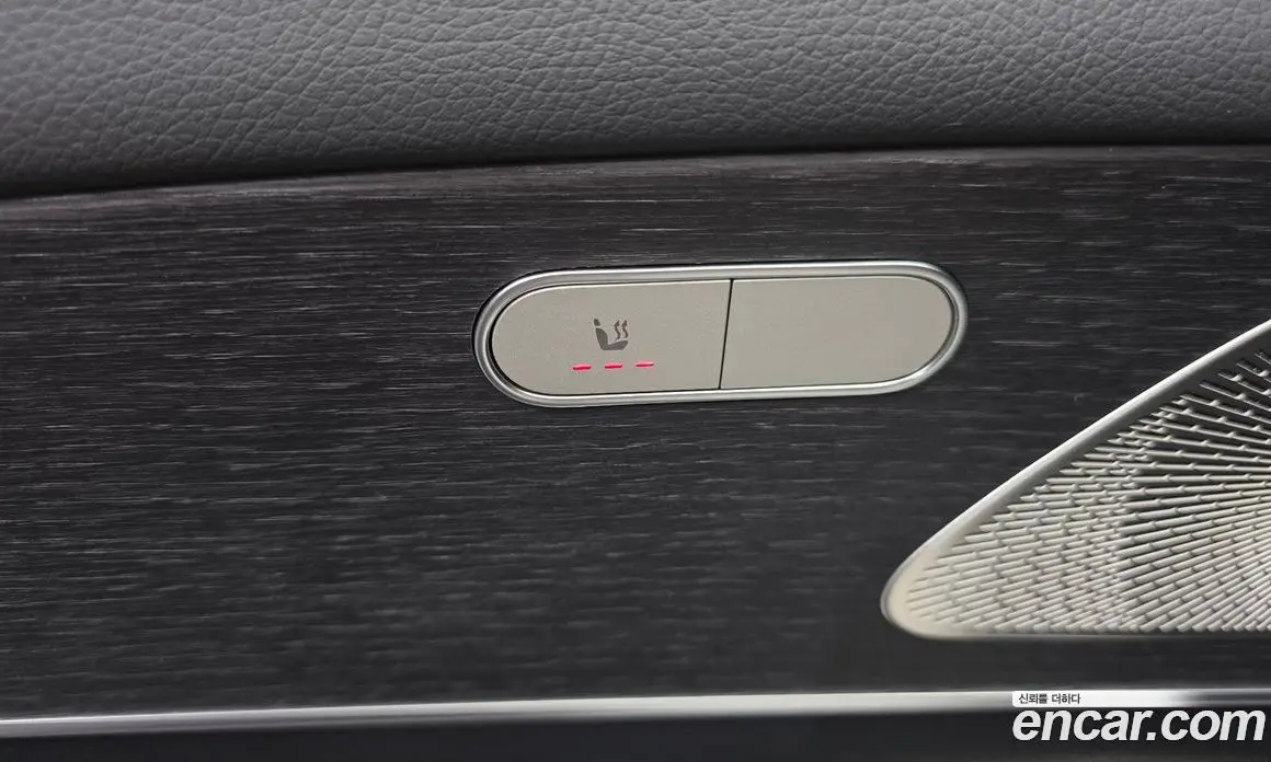 Mercedes-Benz GLE-Class 2025 3.0 автомат (гидро), фото 30 Mercedes-Benz GLE-Class 2025 3.0 автомат (гидро), фото 30