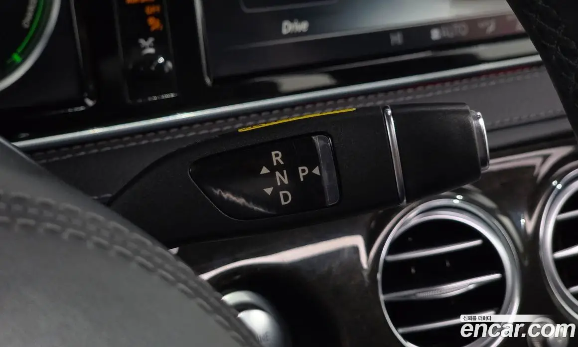 Mercedes-Benz S-Class 2015 3.5 автомат (гидро), фото 9 Mercedes-Benz S-Class 2015 3.5 автомат (гидро), фото 9