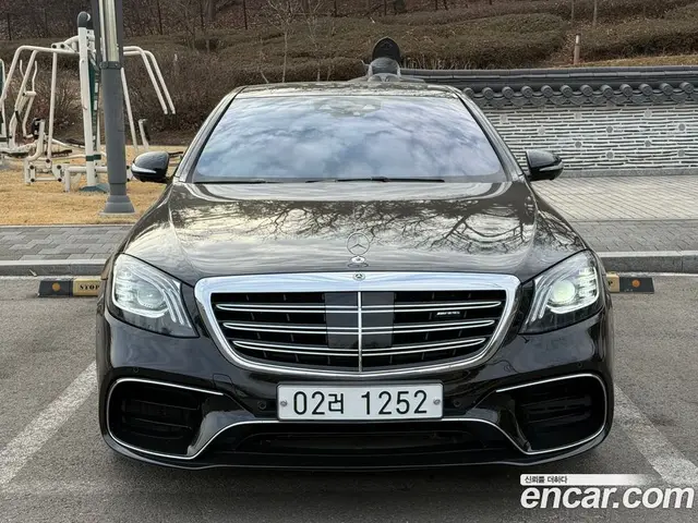 Mercedes-Benz S-Class 2019 4.0 автомат (гидро), миниатюра 1 Mercedes-Benz S-Class 2019 4.0 автомат (гидро), миниатюра 1