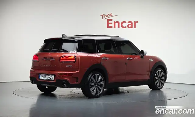 Mini Clubman, 2023, 22 546 км