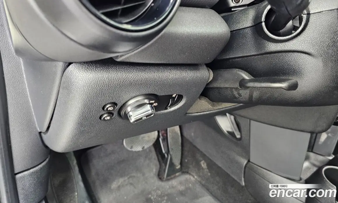 Mini Cooper 2015 1.5 автомат (гидро), фото 16 Mini Cooper 2015 1.5 автомат (гидро), фото 16