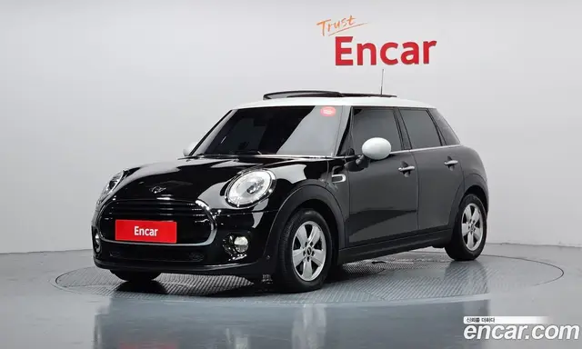 Mini Cooper 2015 1.5 автомат (гидро), миниатюра 1