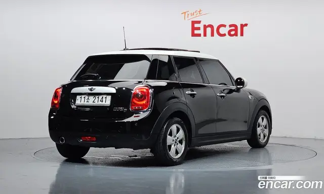 Mini Cooper 2015 1.5 автомат (гидро), миниатюра 2