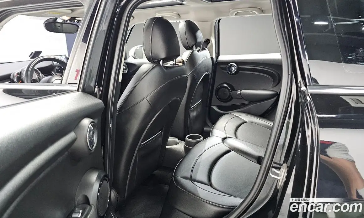 Mini Cooper 2015 1.5 автомат (гидро), фото 11