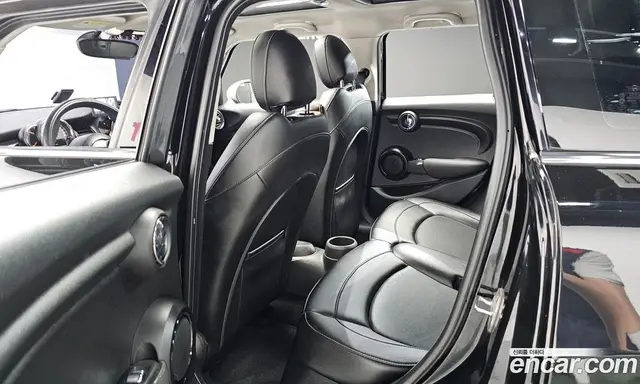 Mini Cooper 2015 1.5 автомат (гидро), миниатюра 11