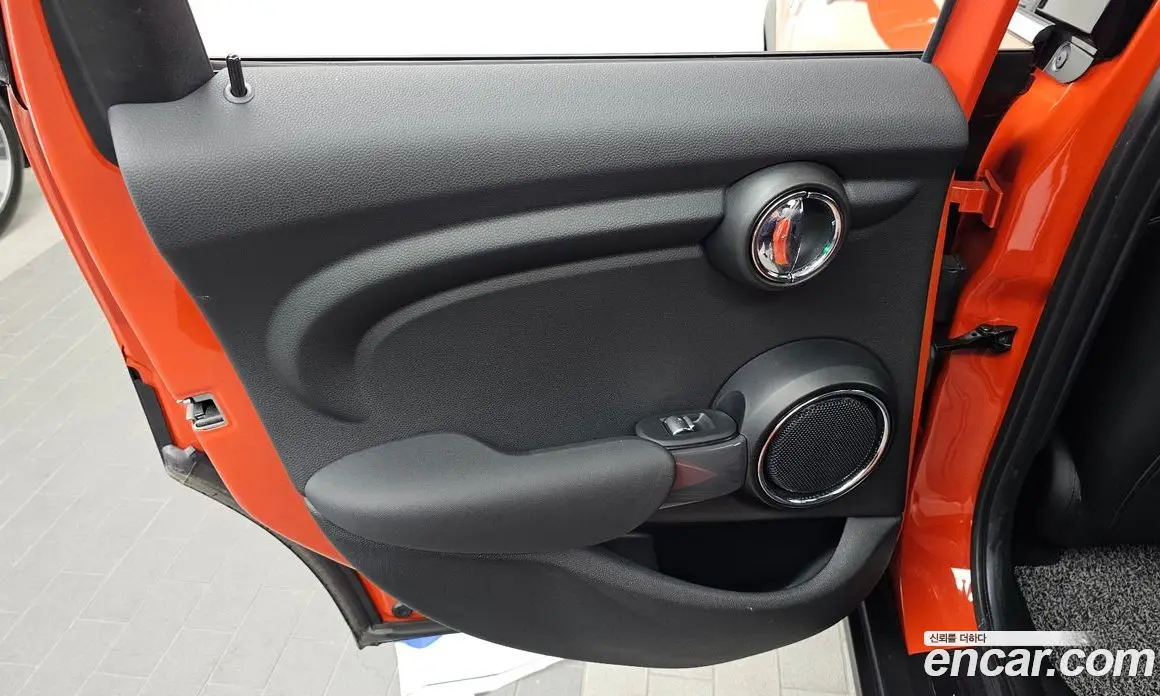 Mini Cooper 2021 1.5 автомат (гидро), фото 15 Mini Cooper 2021 1.5 автомат (гидро), фото 15