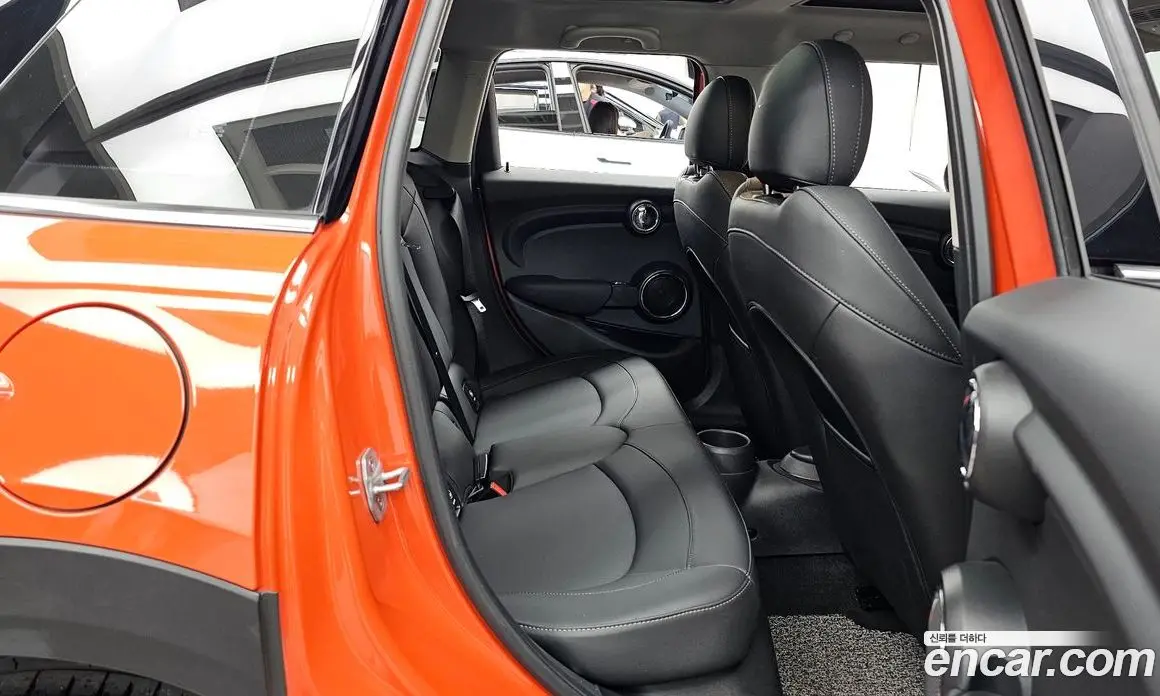 Mini Cooper 2021 1.5 автомат (гидро), фото 18 Mini Cooper 2021 1.5 автомат (гидро), фото 18
