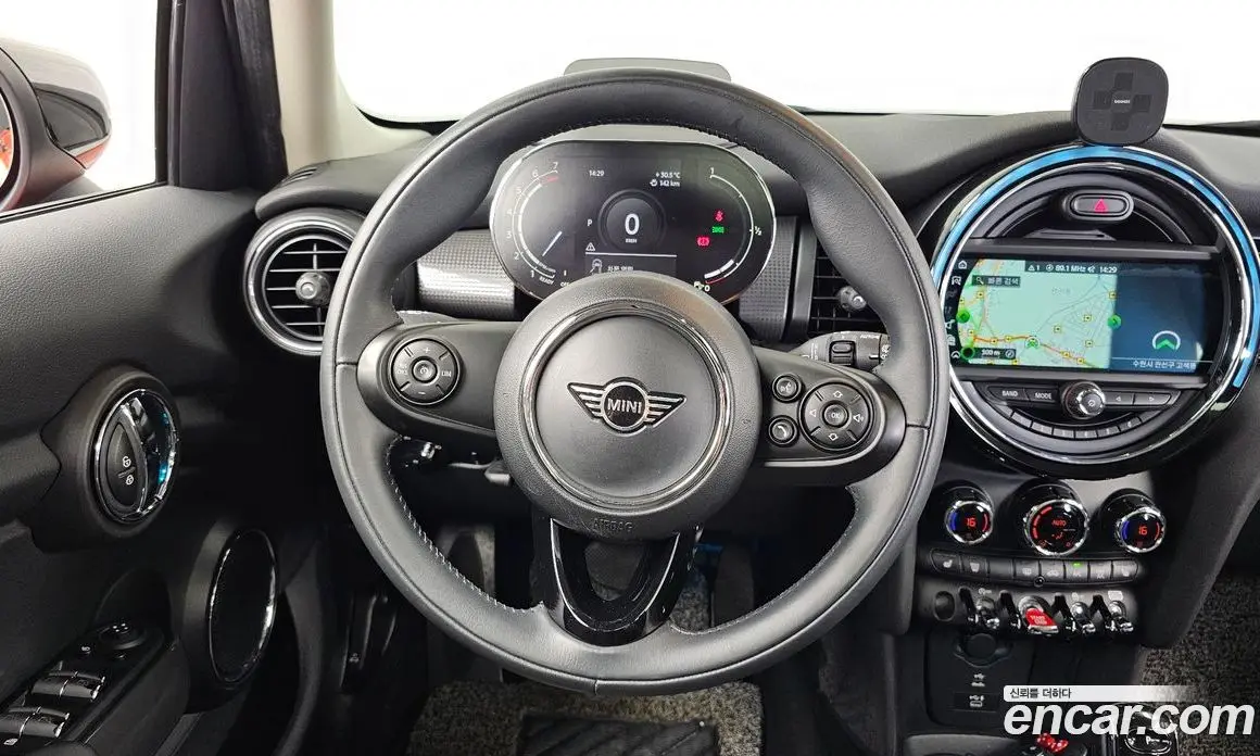 Mini Cooper 2021 1.5 автомат (гидро), фото 19 Mini Cooper 2021 1.5 автомат (гидро), фото 19
