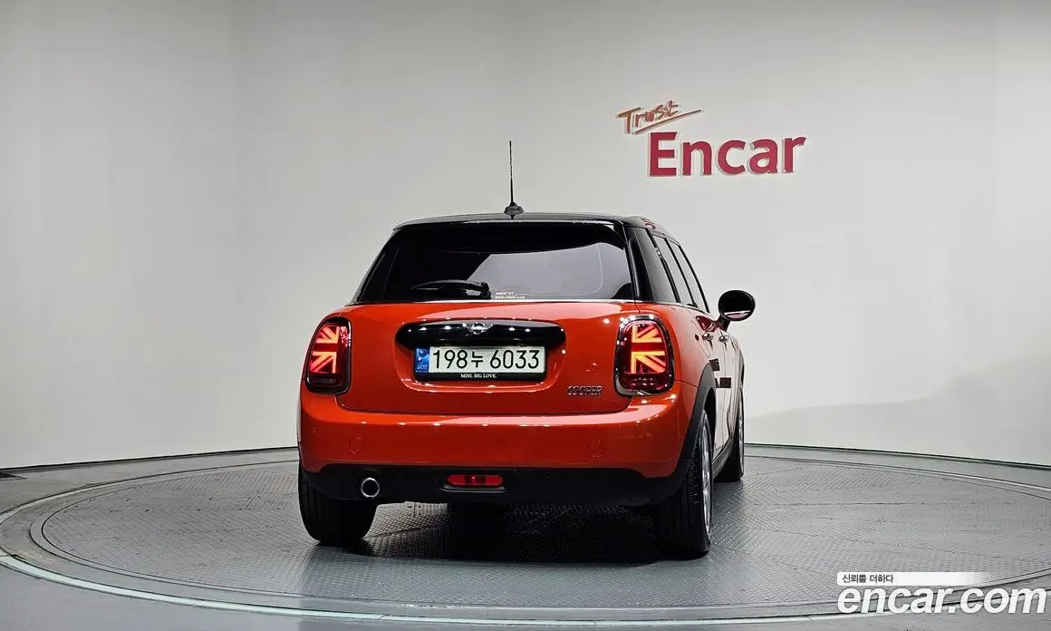Mini Cooper 2021 1.5 автомат (гидро), фото 4 Mini Cooper 2021 1.5 автомат (гидро), фото 4