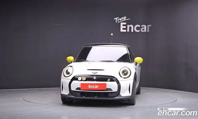Mini Cooper 2023 автомат (гидро), миниатюра 2 Mini Cooper 2023 автомат (гидро), миниатюра 2
