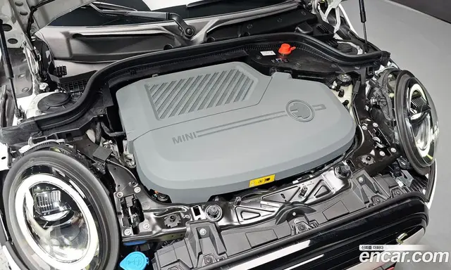 Mini Cooper 2023 автомат (гидро), миниатюра 5 Mini Cooper 2023 автомат (гидро), миниатюра 5