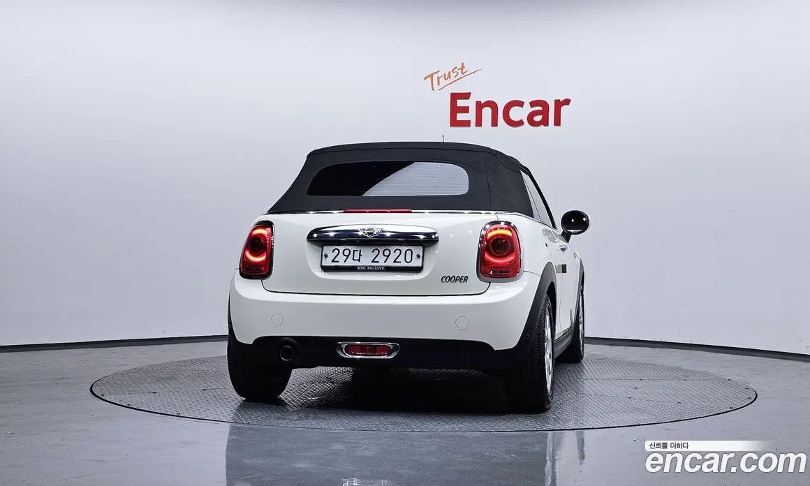 Mini Cooper Convertible 2017 1.5 автомат (гидро), фото 4 Mini Cooper Convertible 2017 1.5 автомат (гидро), фото 4