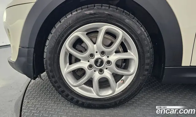 Mini Cooper Convertible 2017 1.5 автомат (гидро), миниатюра 5 Mini Cooper Convertible 2017 1.5 автомат (гидро), миниатюра 5
