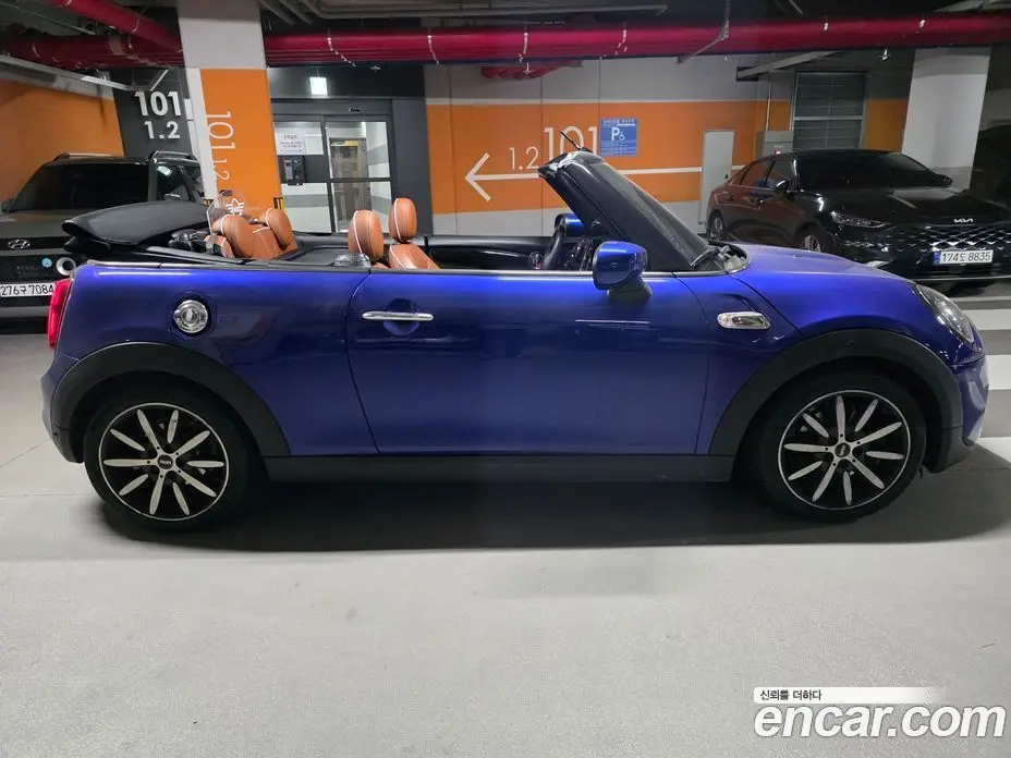 Mini Cooper Convertible 2020 2.0 автомат (гидро), фото 13 Mini Cooper Convertible 2020 2.0 автомат (гидро), фото 13