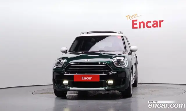 Mini Countryman 2018 2.0 автомат (гидро), миниатюра 3 Mini Countryman 2018 2.0 автомат (гидро), миниатюра 3