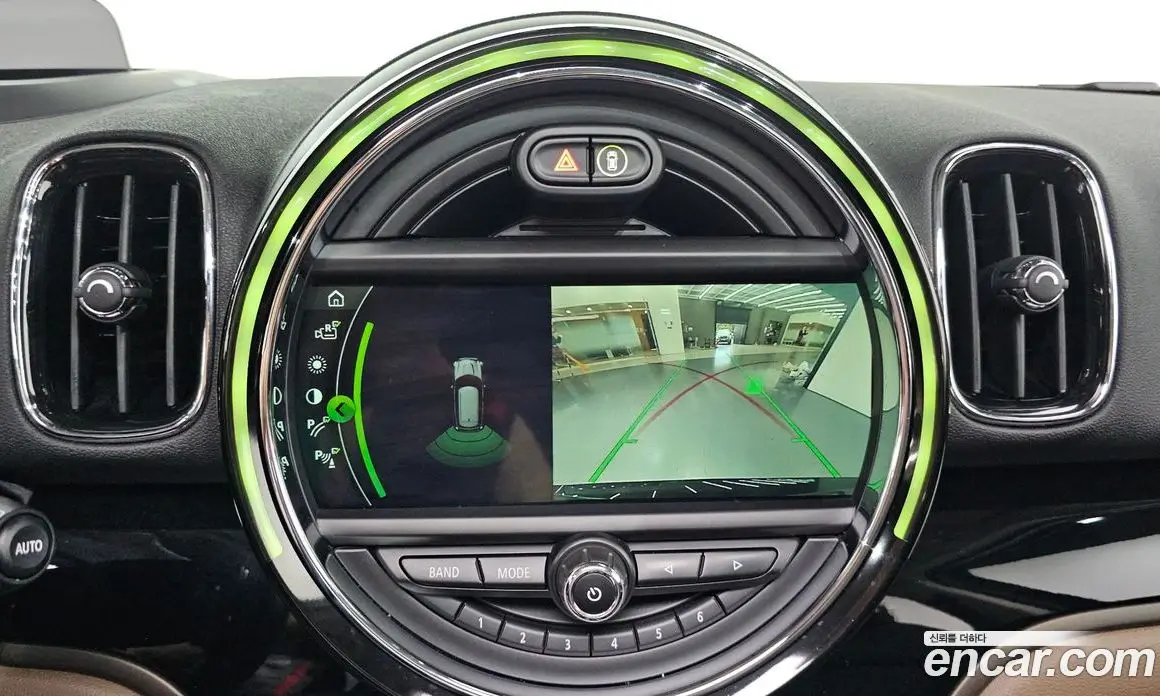 Mini Countryman 2018 2.0 автомат (гидро), фото 21 Mini Countryman 2018 2.0 автомат (гидро), фото 21