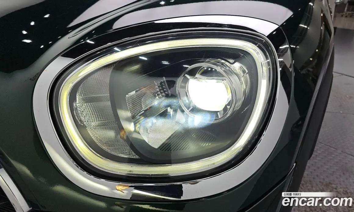 Mini Countryman 2018 2.0 автомат (гидро), фото 8 Mini Countryman 2018 2.0 автомат (гидро), фото 8