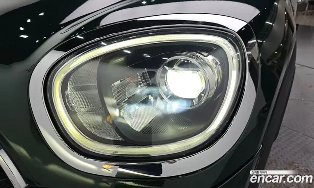 Mini Countryman 2018 2.0 автомат (гидро), миниатюра 8 Mini Countryman 2018 2.0 автомат (гидро), миниатюра 8