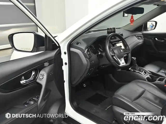 Nissan X-Trail 2018 2.5 автомат (гидро), миниатюра 11