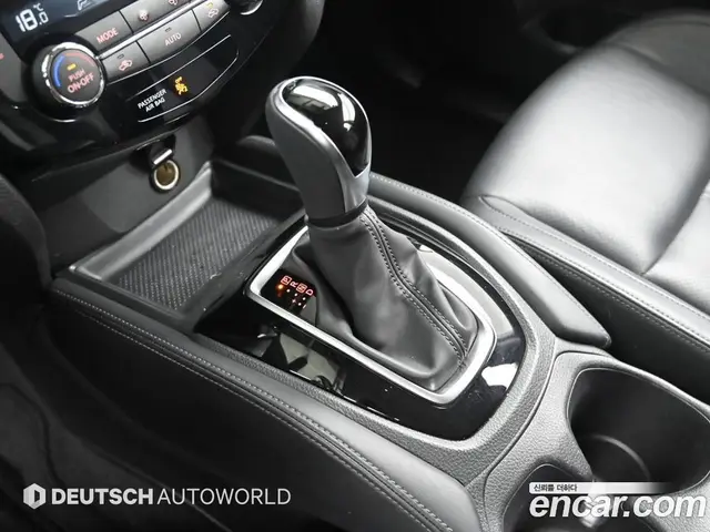 Nissan X-Trail 2018 2.5 автомат (гидро), миниатюра 9