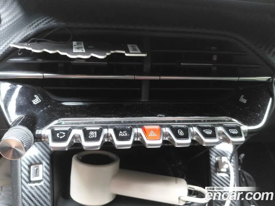 Peugeot 208 2020 1.0 автомат (гидро), фото 15 Peugeot 208 2020 1.0 автомат (гидро), фото 15