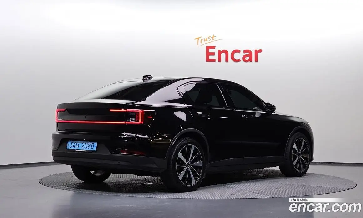 Polestar Polestar 2 2022 0.2 автомат (гидро), фото 1 Polestar Polestar 2 2022 0.2 автомат (гидро), фото 1