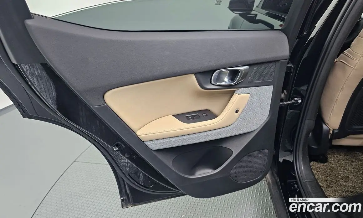 Polestar Polestar 2 2022 0.2 автомат (гидро), фото 14 Polestar Polestar 2 2022 0.2 автомат (гидро), фото 14