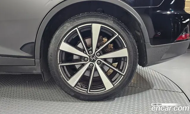 Polestar Polestar 2 2022 0.2 автомат (гидро), миниатюра 6 Polestar Polestar 2 2022 0.2 автомат (гидро), миниатюра 6