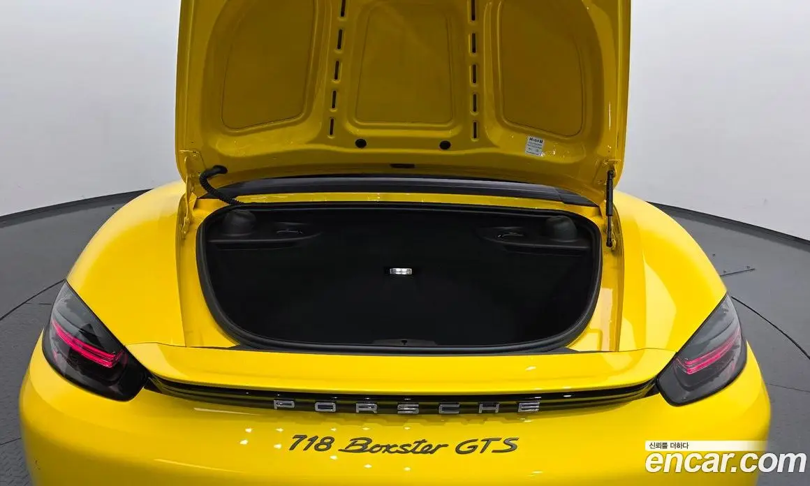 Porsche 718 2022 4.0 автомат (гидро), фото 20 Porsche 718 2022 4.0 автомат (гидро), фото 20