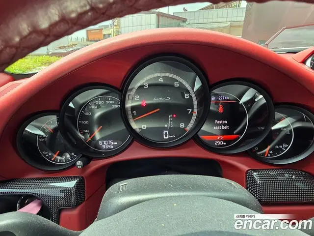 Porsche 911 2015 3.8 автомат (гидро), миниатюра 8
