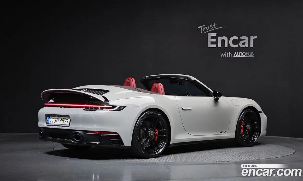Porsche 911 2022 3.0 автомат (гидро), фото 1 Porsche 911 2022 3.0 автомат (гидро), фото 1