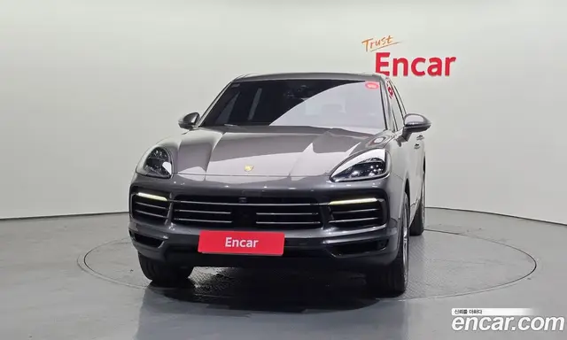 Porsche Cayenne 2019 3.0 автомат (гидро), миниатюра 3