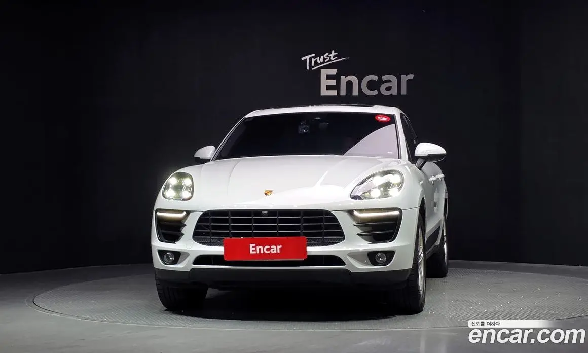 Porsche Macan 2018 2.0 автомат (гидро), фото 3 Porsche Macan 2018 2.0 автомат (гидро), фото 3
