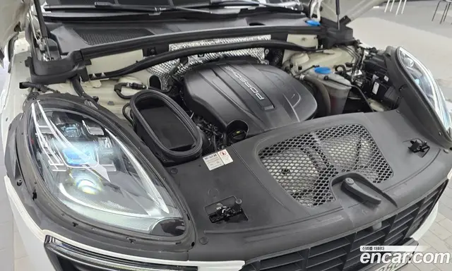 Porsche Macan 2018 2.0 автомат (гидро), миниатюра 6 Porsche Macan 2018 2.0 автомат (гидро), миниатюра 6