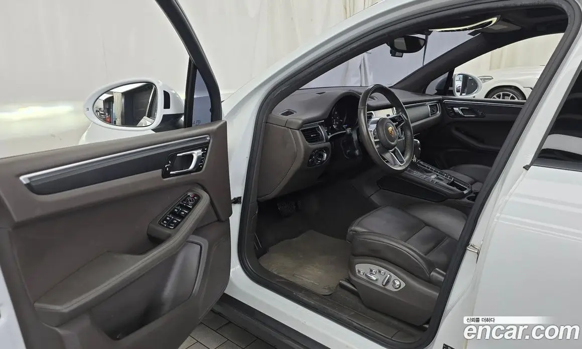 Porsche Macan 2018 2.0 автомат (гидро), фото 10 Porsche Macan 2018 2.0 автомат (гидро), фото 10
