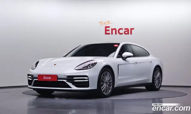 Porsche Panamera, 2022, 68 011 км