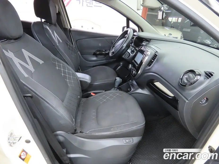 Renault (Samsung) QM3 2014 1.5 автомат (гидро), фото 8 Renault (Samsung) QM3 2014 1.5 автомат (гидро), фото 8